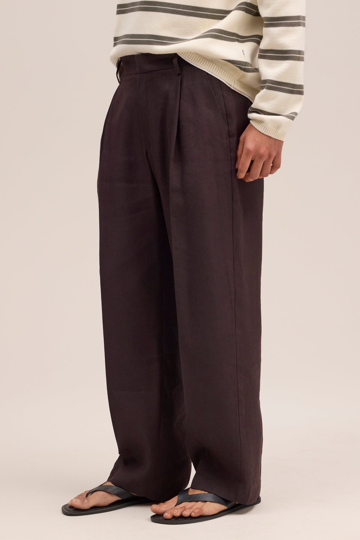 NN.07 Kay Relaxed Fit Trousers 1808 - Deep Truffle