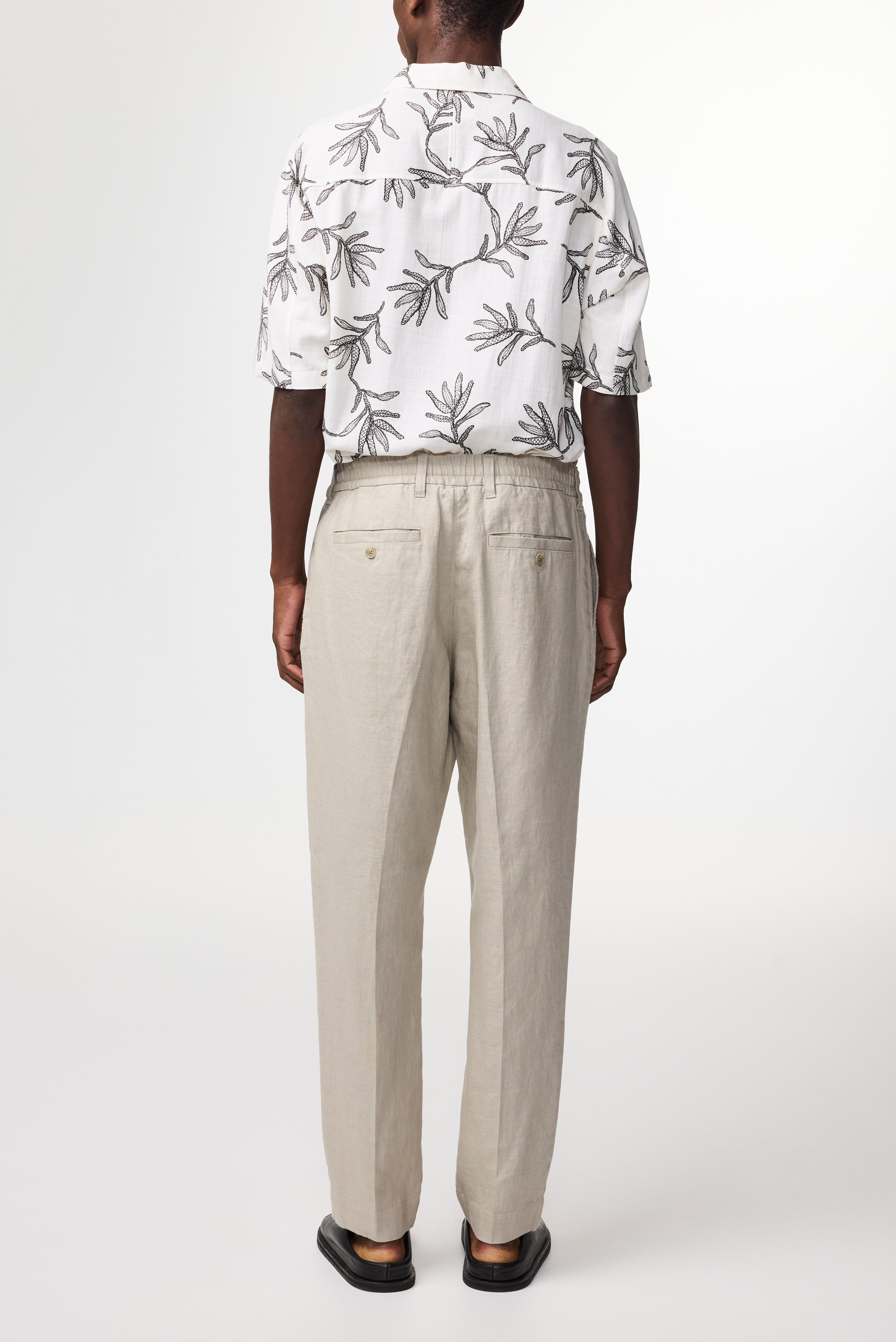 NN07 Billie Tapered Linen Trousers 1454