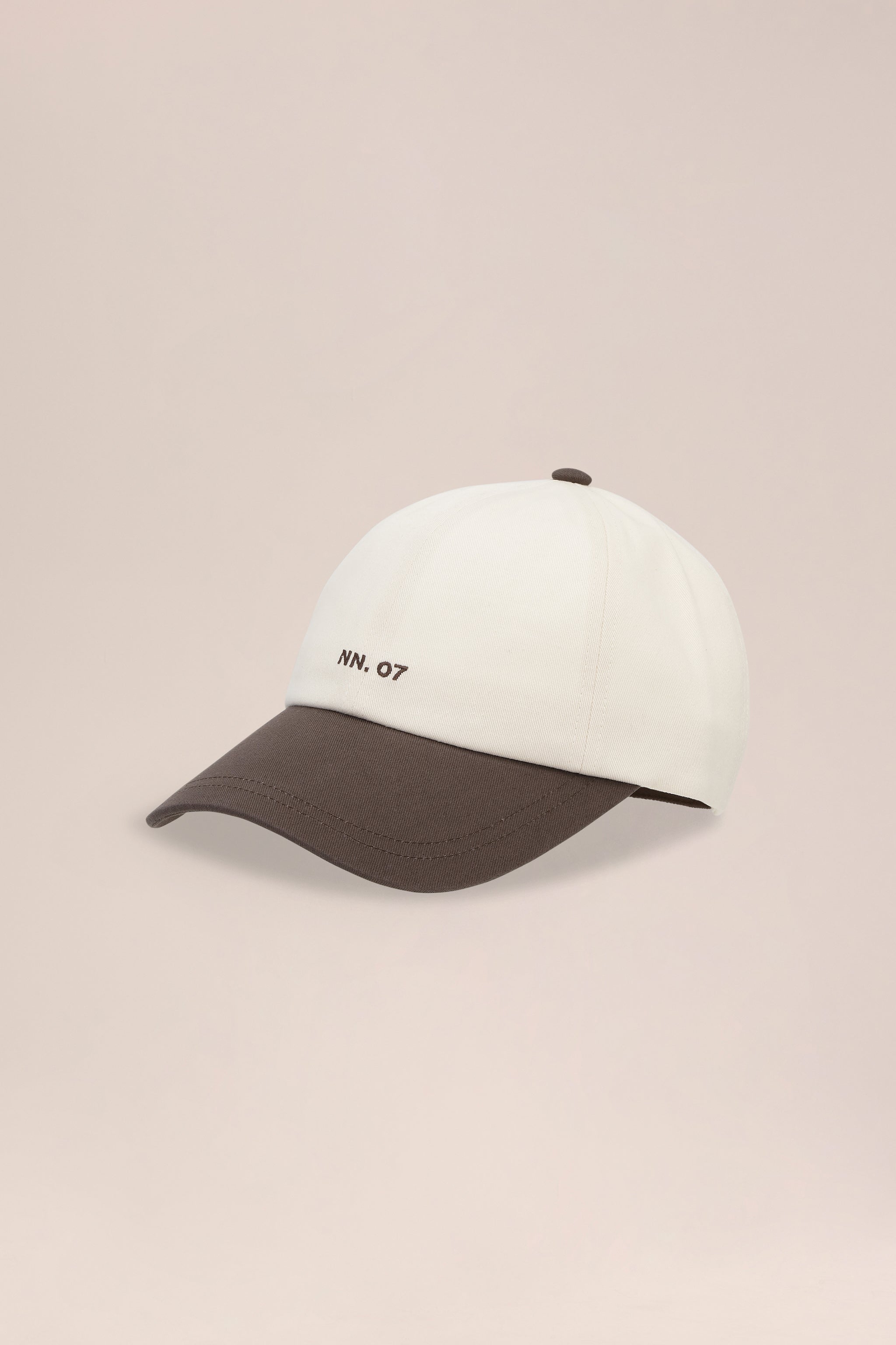 NN.07 Small Logo Cap 9041 - Demitasse