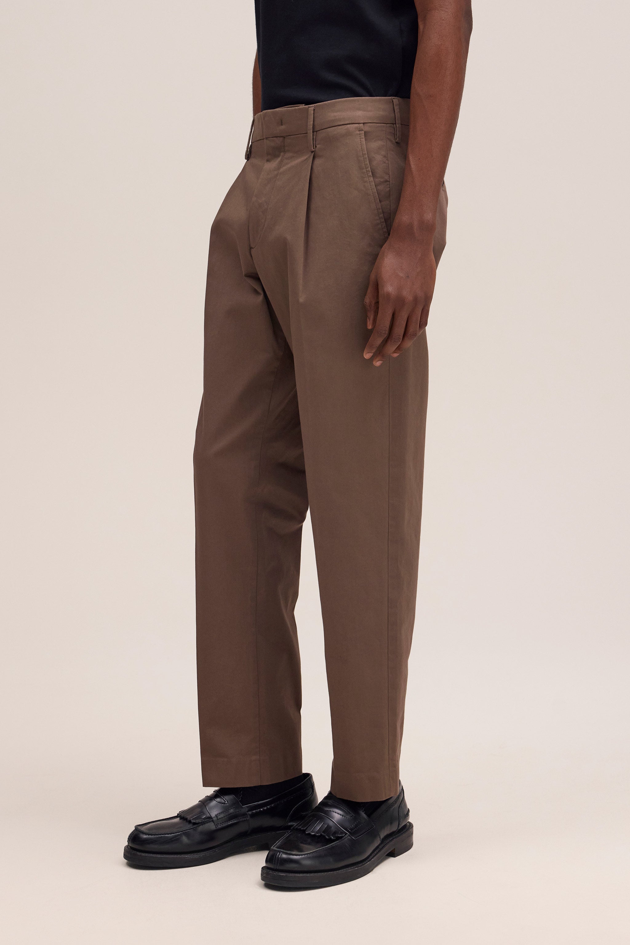 NN.07 Bill Tapered Leg Trouser 1804 - Mable Husk