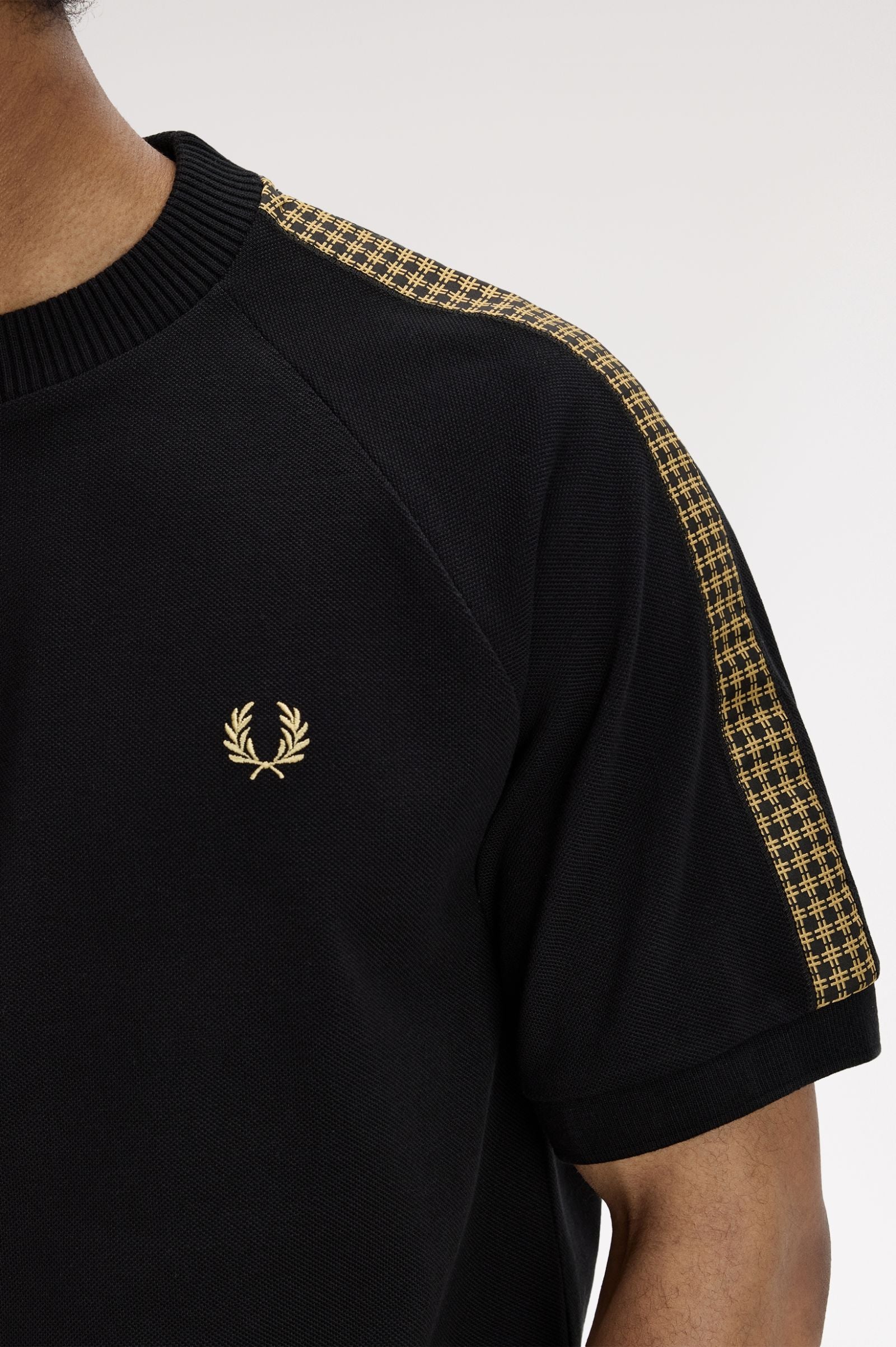 Fred Perry Cross Tape T-Shirt M3207