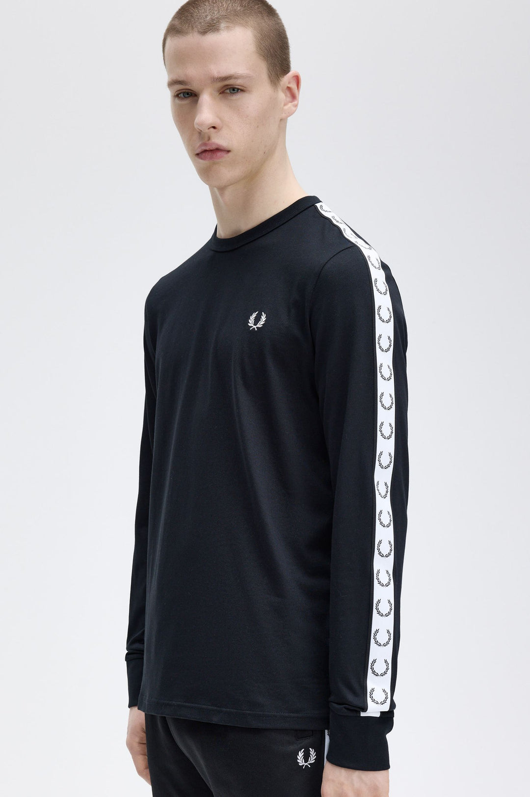 ■FRED PERRY■ Baseline Long Sleeve Tape T-Shirt 248 AFPM233 Taped Long Sleeve T-Shirt - Snow White | Men's T-Shirts