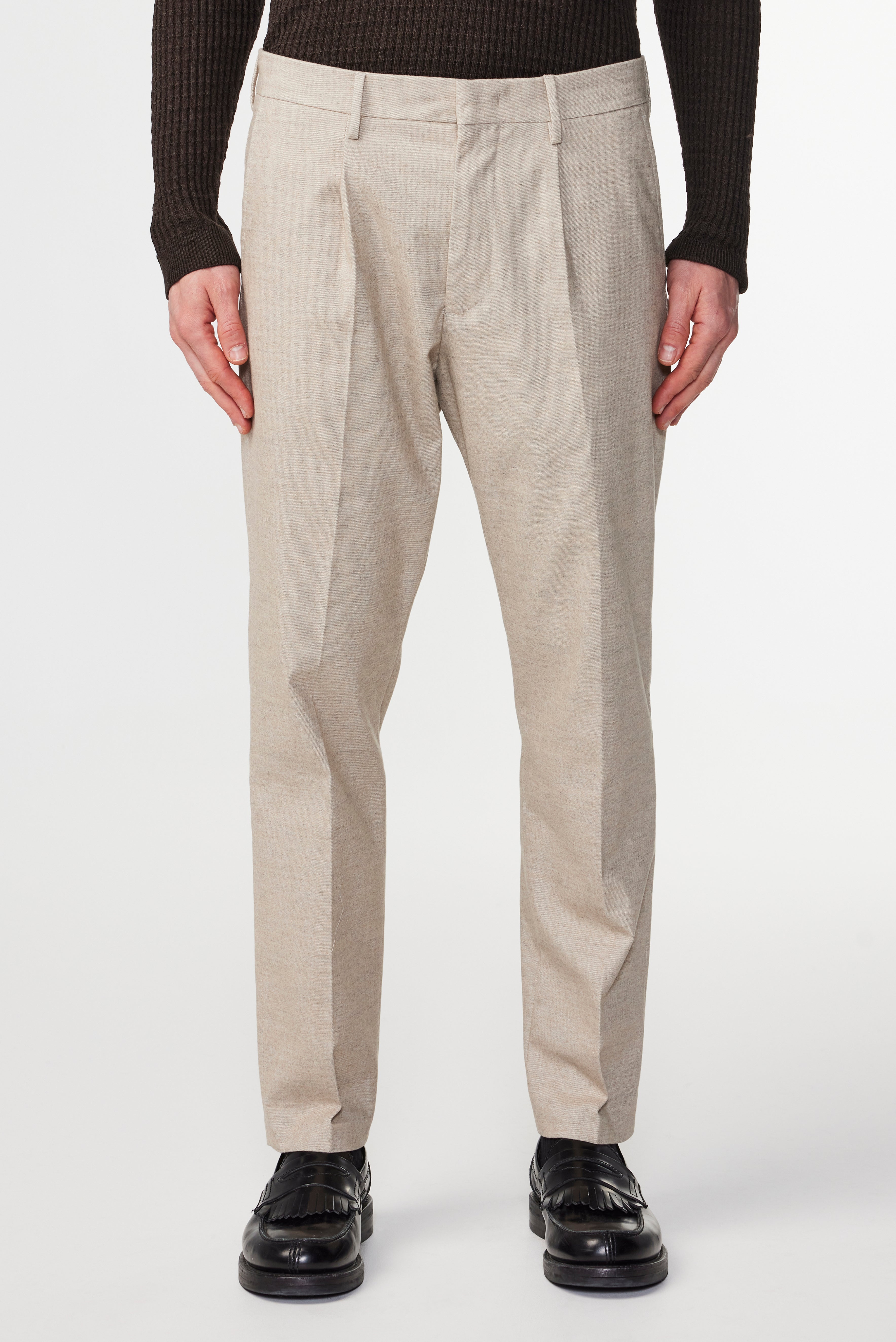 NN07 Bill Pleated Cotton Blend Trouser 1067